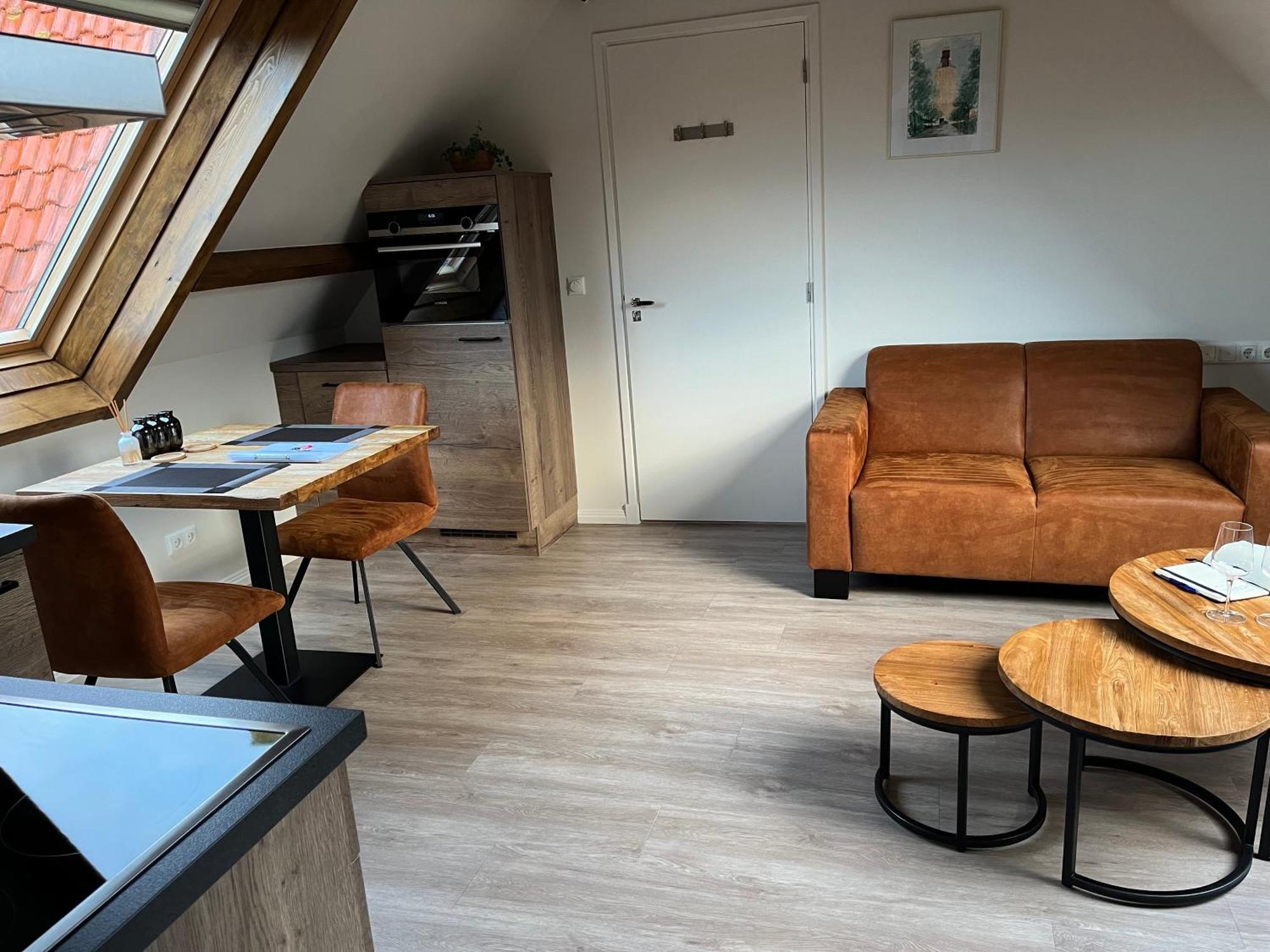 Ruim Appartement Met Sauna, Zuidstraat 125 In Westkapelle Exterior foto